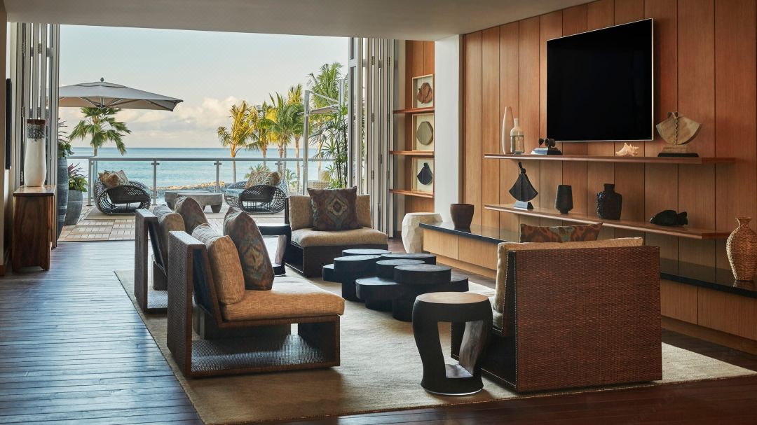 Four Seasons Hawaii – bedroom